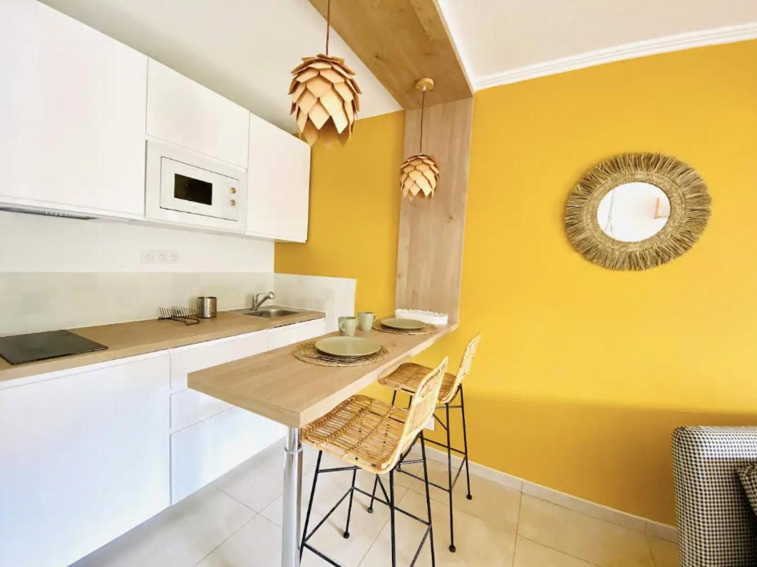 Studio Terrasse & Parking Gratuit En Residence นีมส์ ภายนอก รูปภาพ